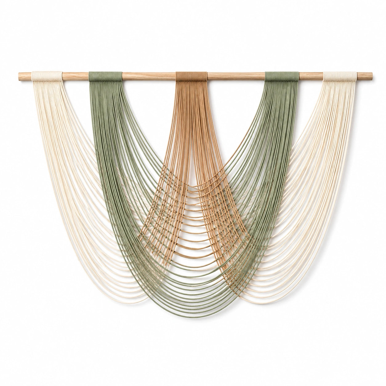 Tenture murale 120 x 100 cm en cordons textiles vert beige camel style bohème
